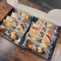 画像1607：天然紅鮭(減塩甘口) 14切入り